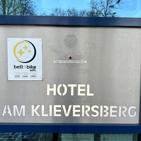 Hotel Am Klieversberg Wolfsburg Exteriör bild