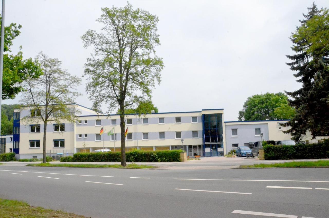 Hotel Am Klieversberg Wolfsburg Exteriör bild