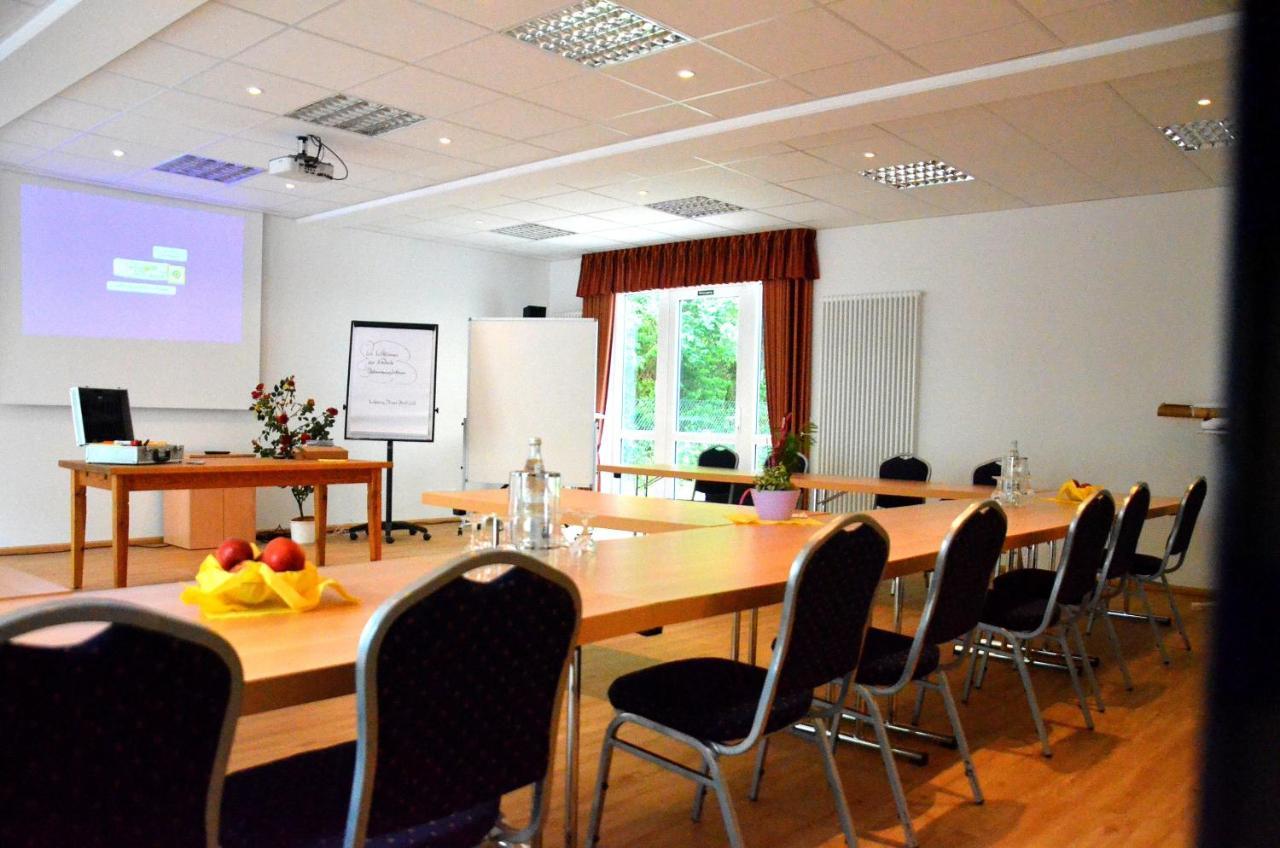 Hotel Am Klieversberg Wolfsburg Exteriör bild