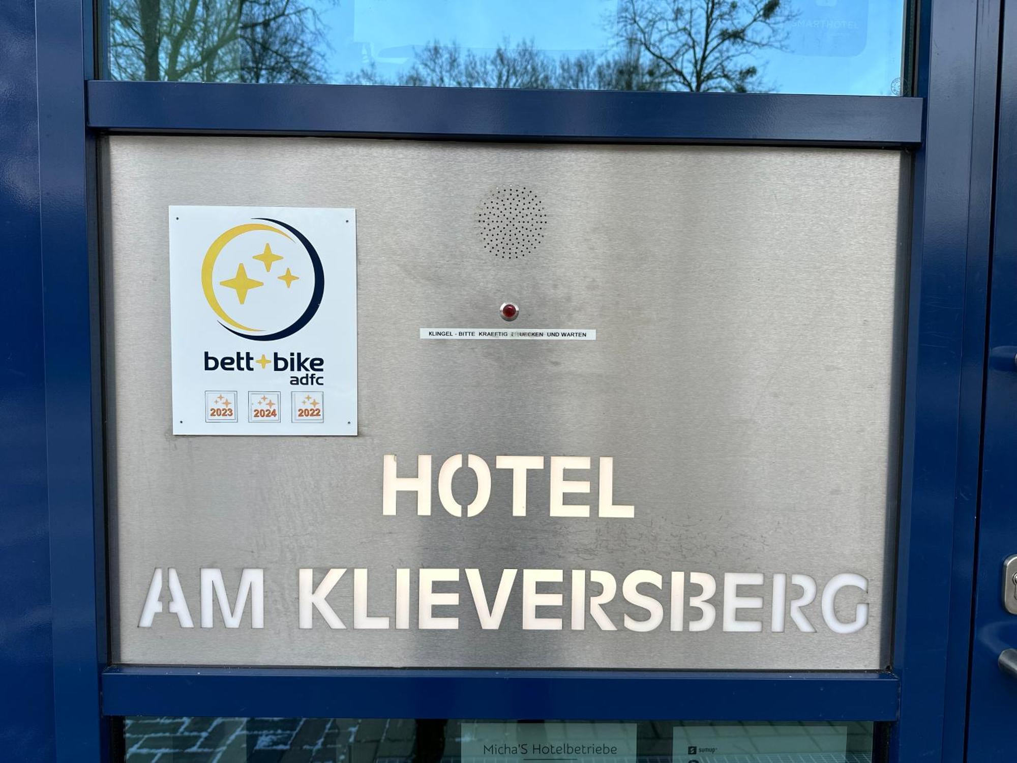 Hotel Am Klieversberg Wolfsburg Exteriör bild