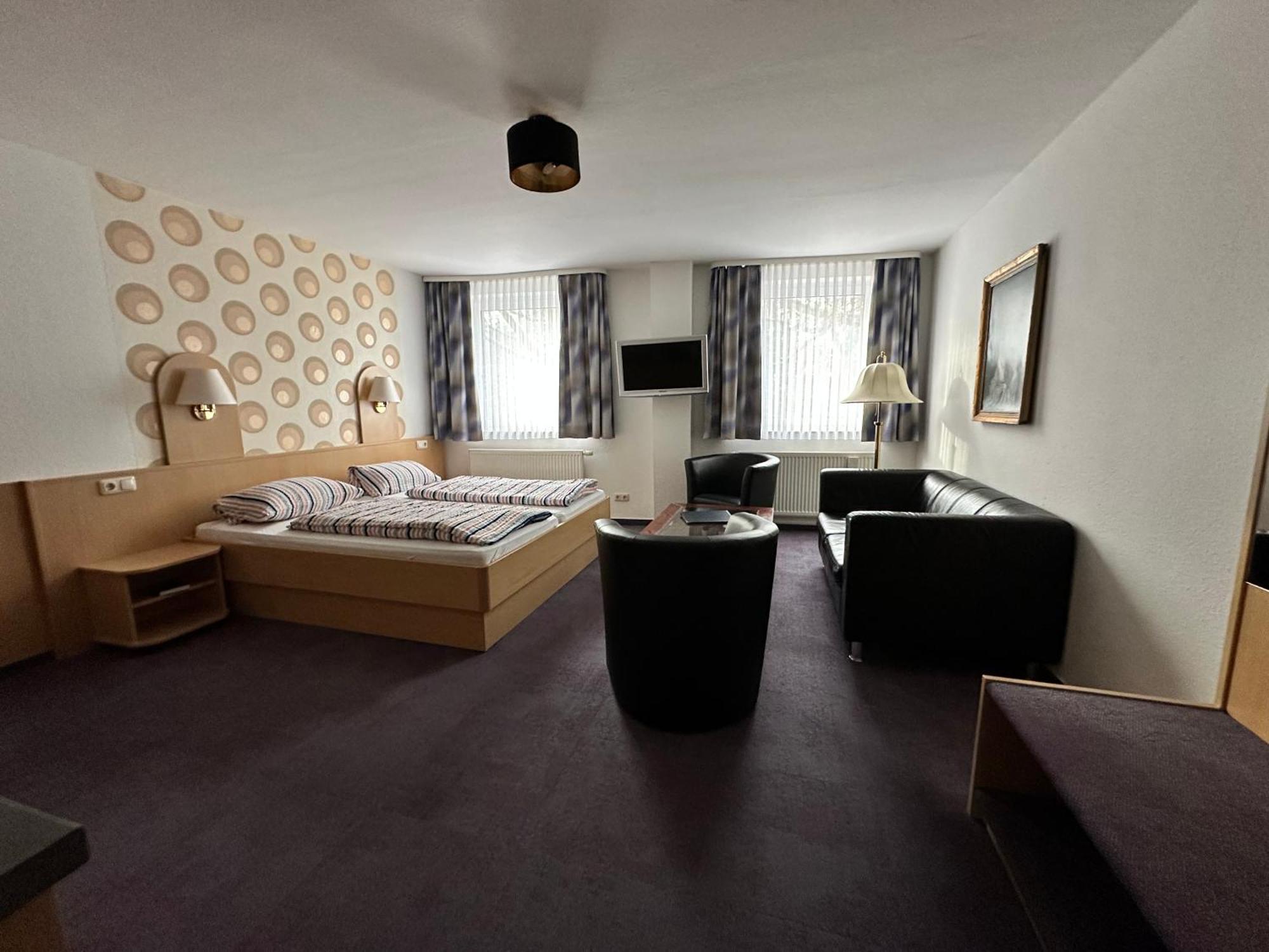 Hotel Am Klieversberg Wolfsburg Exteriör bild