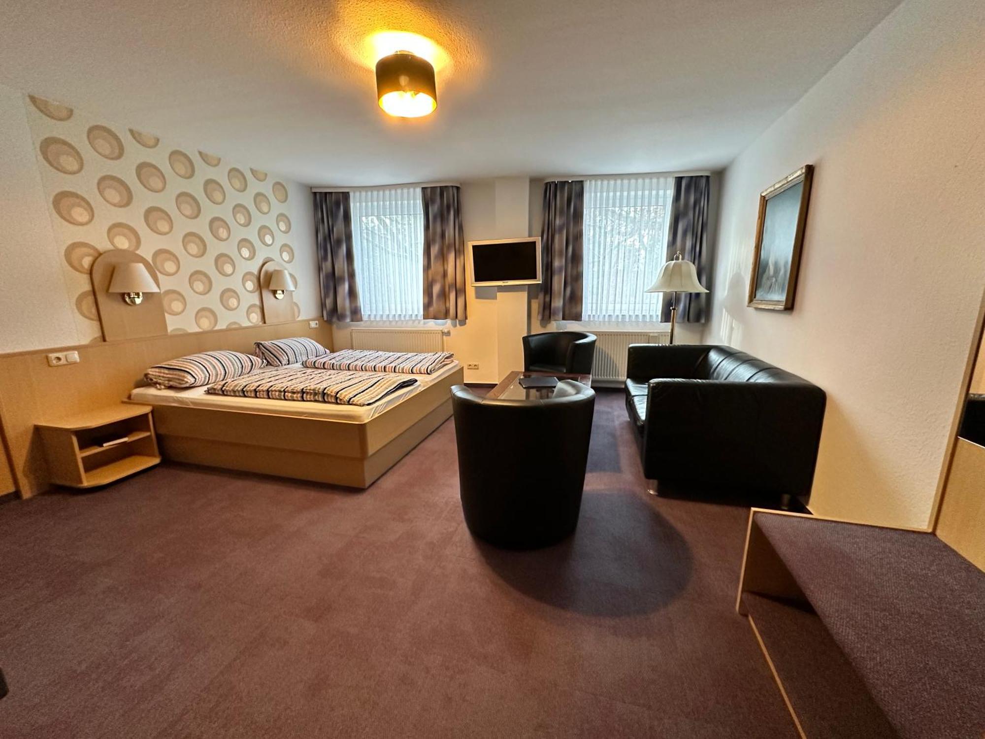 Hotel Am Klieversberg Wolfsburg Exteriör bild
